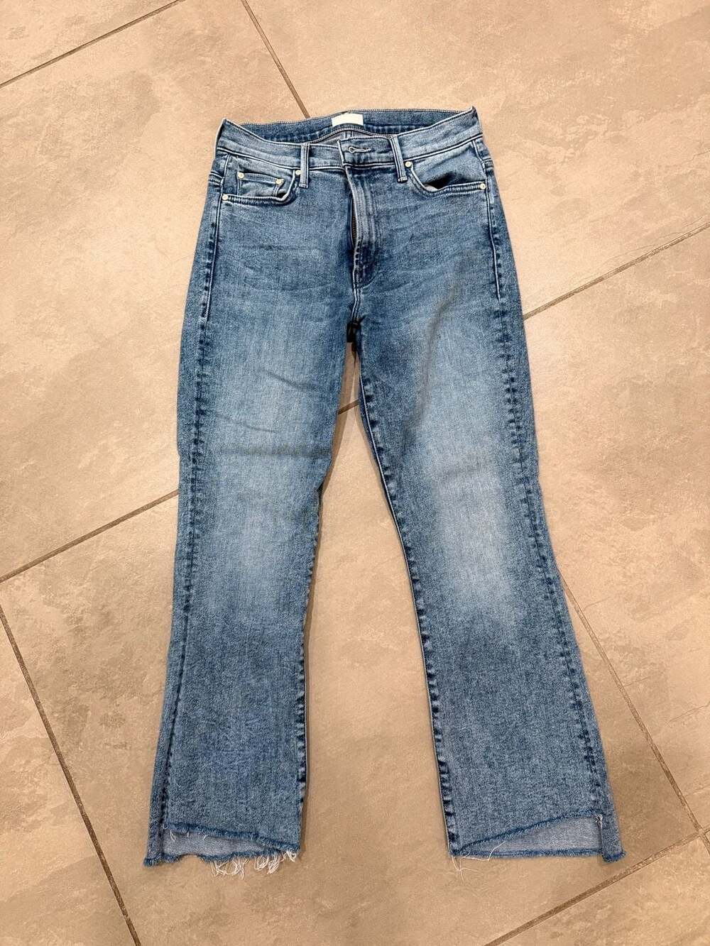 Mother The Insider Crop Step Fray Jeans in Twice Shy Size 27